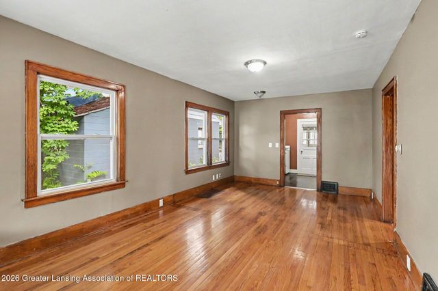 1005 Mccullough Street, Lansing, MI 48912