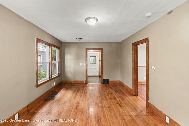 1005 Mccullough Street, Lansing, MI 48912