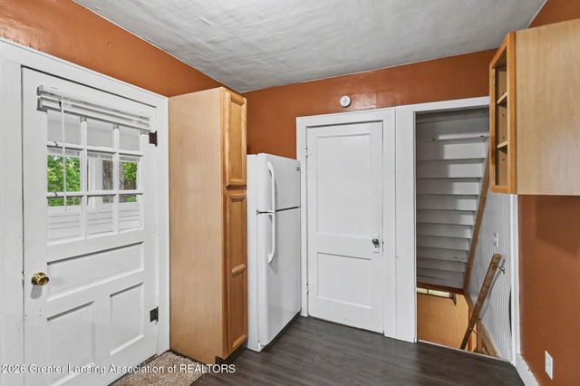 1005 Mccullough Street, Lansing, MI 48912