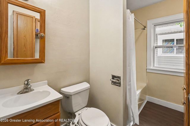 1005 Mccullough Street, Lansing, MI 48912
