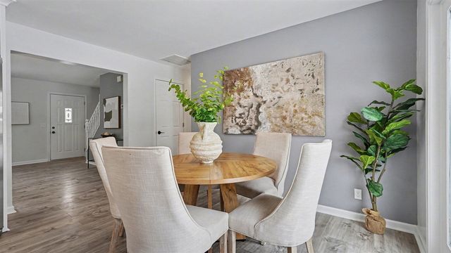 2105 Independence Boulevard, Ann Arbor, MI 48104