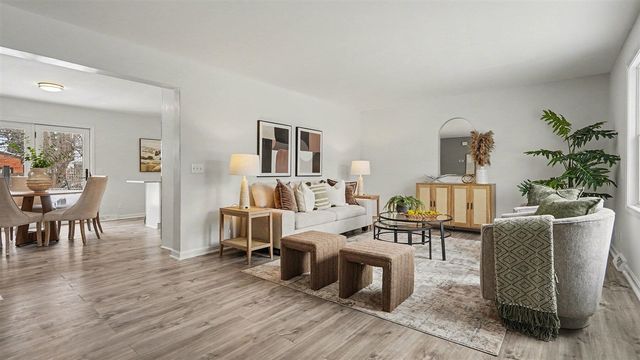 2105 Independence Boulevard, Ann Arbor, MI 48104