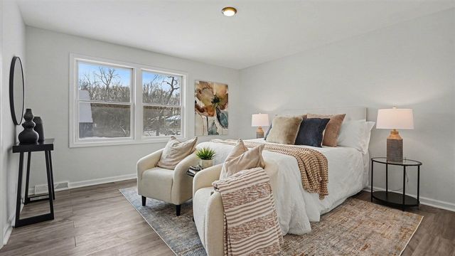 2105 Independence Boulevard, Ann Arbor, MI 48104