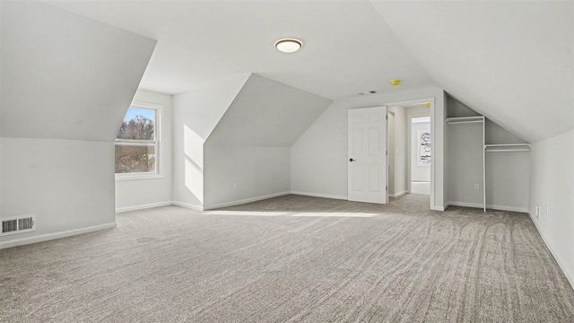 2105 Independence Boulevard, Ann Arbor, MI 48104