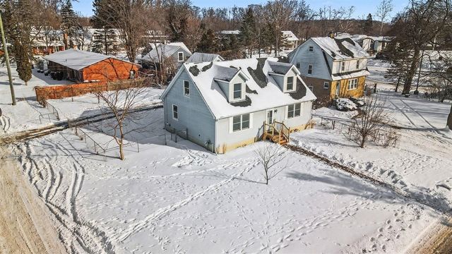 2105 Independence Boulevard, Ann Arbor, MI 48104