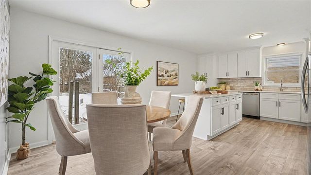 2105 Independence Boulevard, Ann Arbor, MI 48104