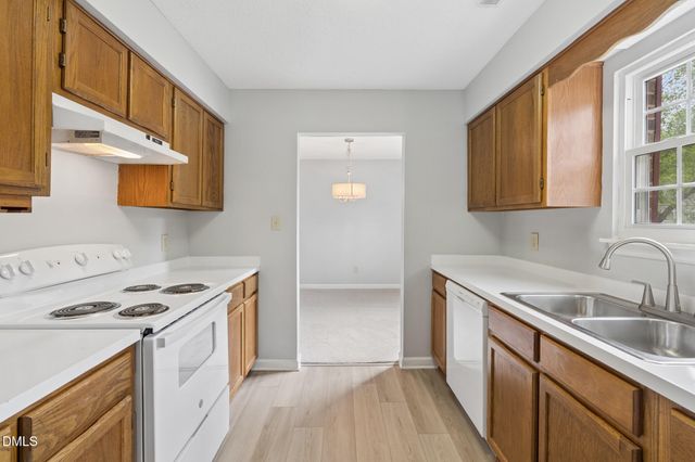 503 Gooseneck Drive B3, Cary, NC 27513