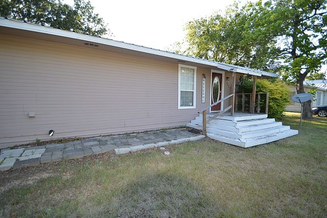 201 Kirk Lane, West Tawakoni, TX 75474
