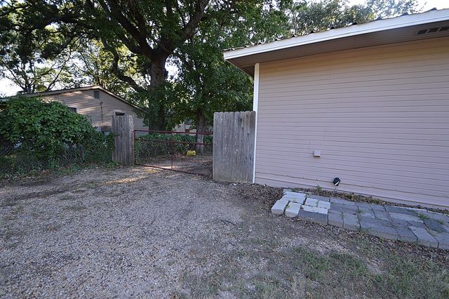 201 Kirk Lane, West Tawakoni, TX 75474