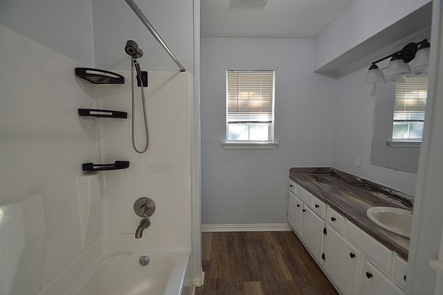 201 Kirk Lane, West Tawakoni, TX 75474