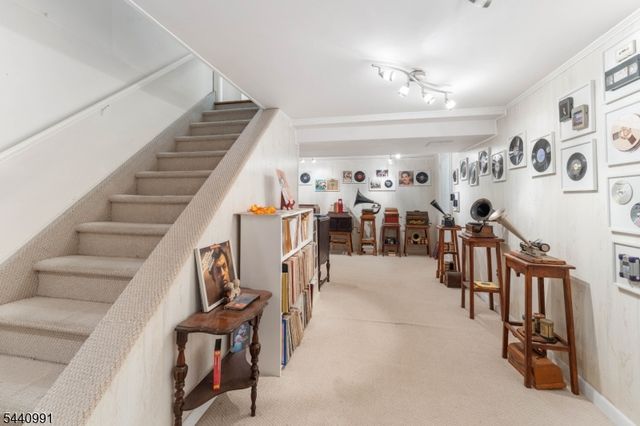 831 Odonnell Ave, Scotch Plains Twp., NJ 07076