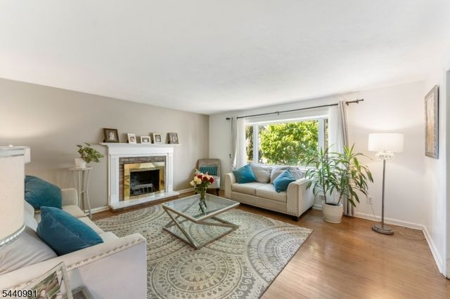 831 Odonnell Ave, Scotch Plains Twp., NJ 07076