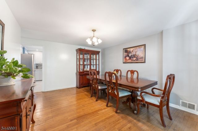 831 Odonnell Ave, Scotch Plains Twp., NJ 07076