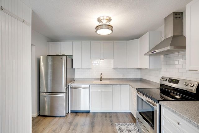 2601 Kenzie Terrace 412, Saint Anthony, MN 55418