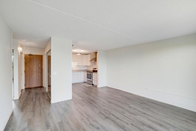 2601 Kenzie Terrace 412, Saint Anthony, MN 55418