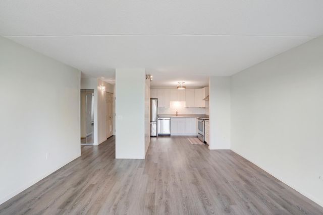 2601 Kenzie Terrace 412, Saint Anthony, MN 55418