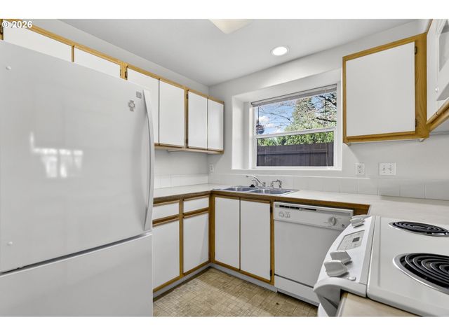 4606 W POWELL Blvd 162, Gresham, OR 97030