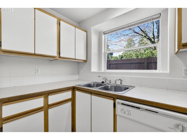 4606 W POWELL Blvd 162, Gresham, OR 97030