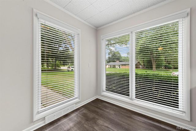 791 Robinhood Circle, Bloomfield Hills, MI 48304