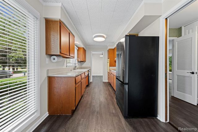 791 Robinhood Circle, Bloomfield Hills, MI 48304