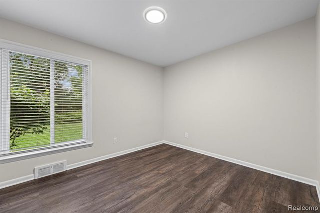 791 Robinhood Circle, Bloomfield Hills, MI 48304