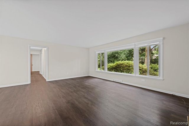 791 Robinhood Circle, Bloomfield Hills, MI 48304