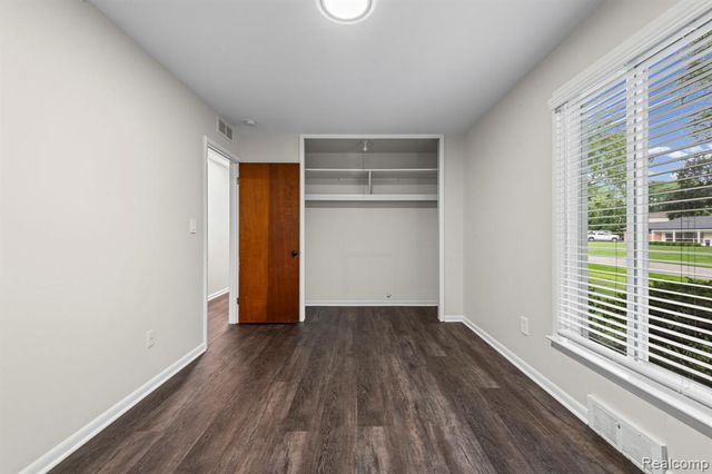 791 Robinhood Circle, Bloomfield Hills, MI 48304