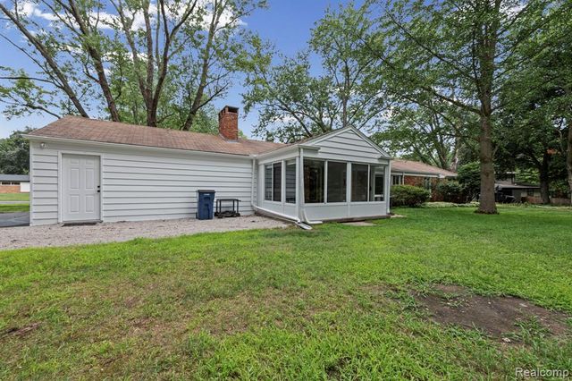 791 Robinhood Circle, Bloomfield Hills, MI 48304