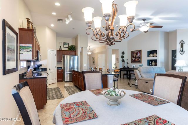 121 S AGUA FRIA Lane, Casa Grande, AZ 85194