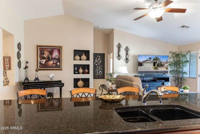 121 S AGUA FRIA Lane, Casa Grande, AZ 85194