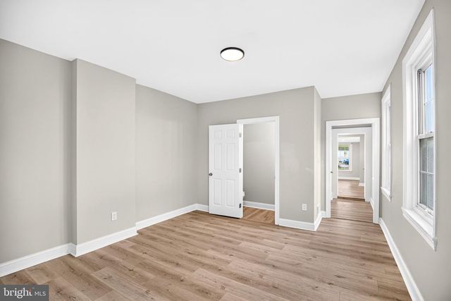 206 E UNION ST, Burlington, NJ 08016