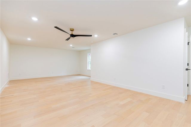 4 Lauder Circle, Bella Vista, AR 72715