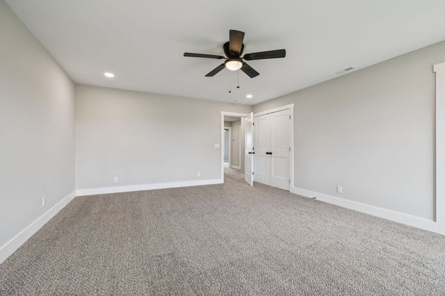 700 Robinson Rd, Smithville, TN 37166