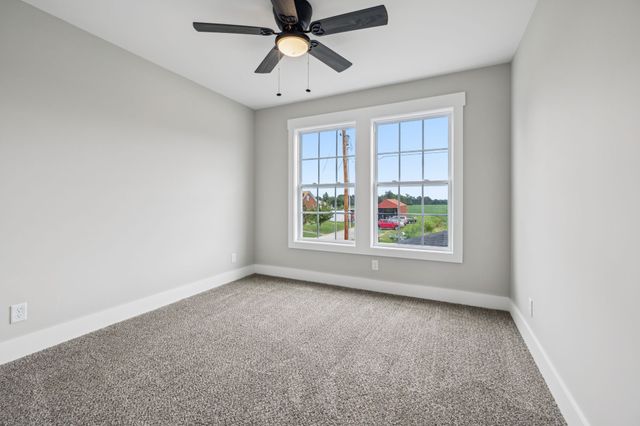 700 Robinson Rd, Smithville, TN 37166