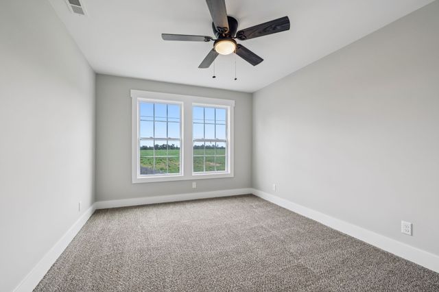 700 Robinson Rd, Smithville, TN 37166