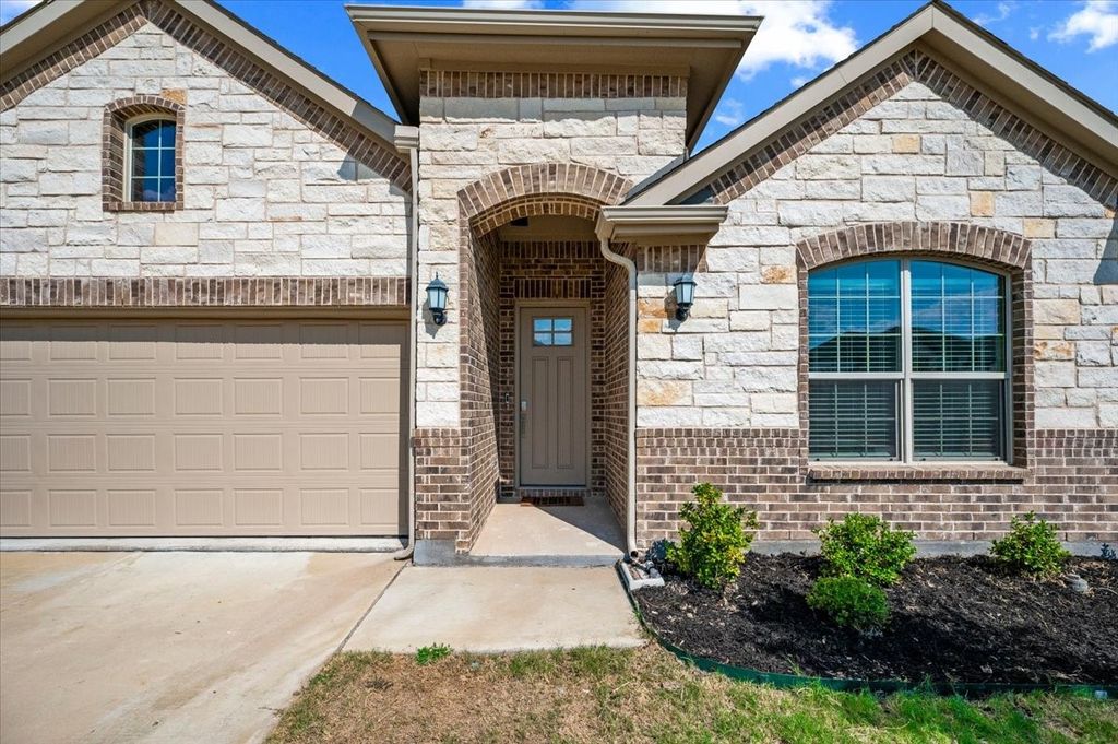 2109 Esher Drive, Little Elm, TX 75068 — photo 3