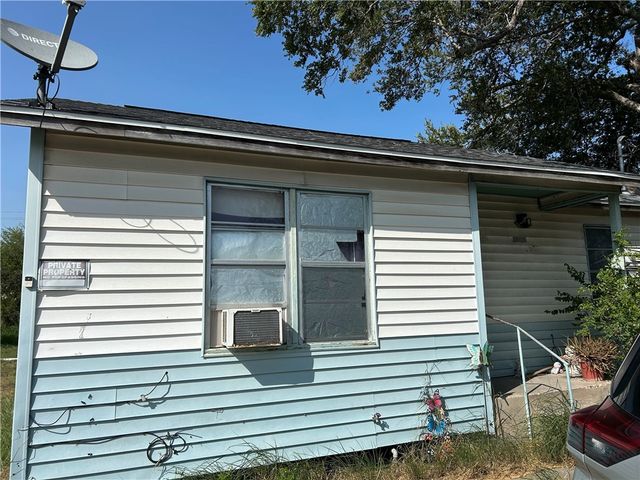 5102 Williams Dr, Corpus Christi, TX 78411