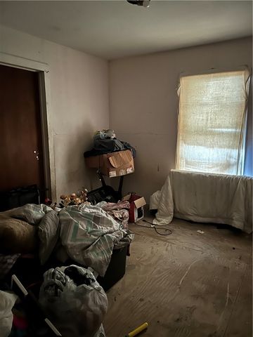 5102 Williams Dr, Corpus Christi, TX 78411