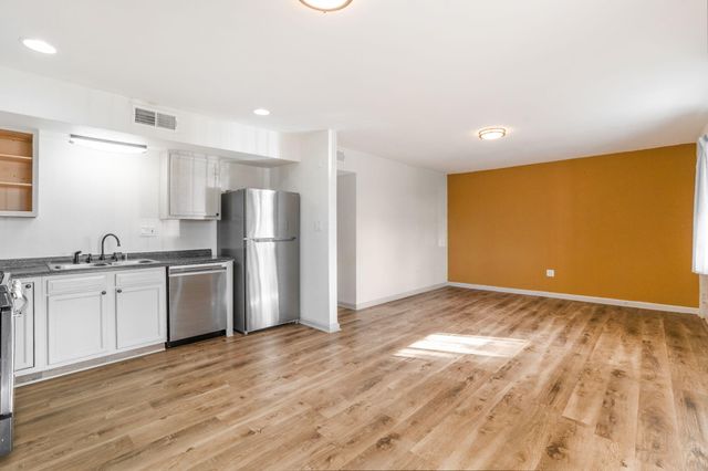 8013 Kathryn Avenue SE, Albuquerque, NM 87108