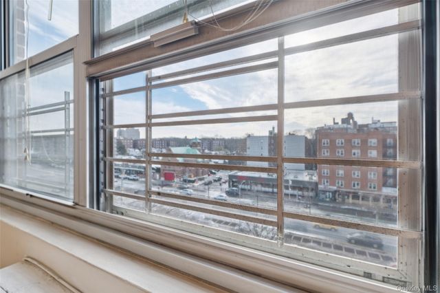 111-20 73rd Avenue 6D, Forest Hills, NY 11375