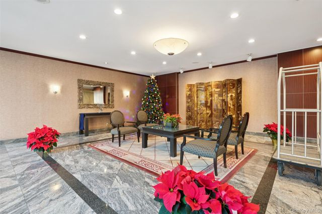 111-20 73rd Avenue 6D, Forest Hills, NY 11375