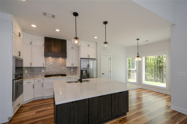 72 Hanover Drive, Villa Rica, GA 30180