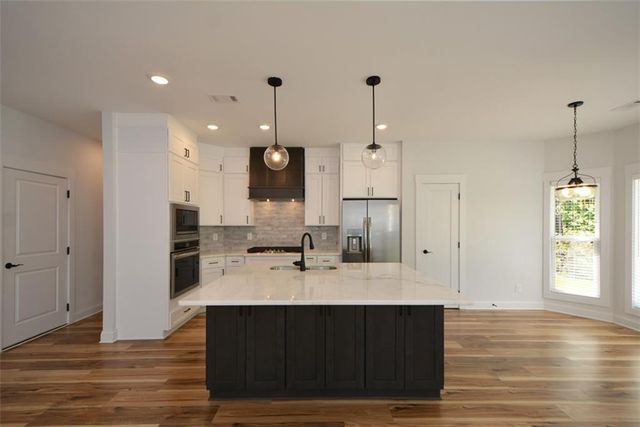 72 Hanover Drive, Villa Rica, GA 30180