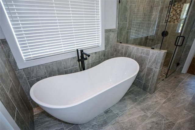 72 Hanover Drive, Villa Rica, GA 30180