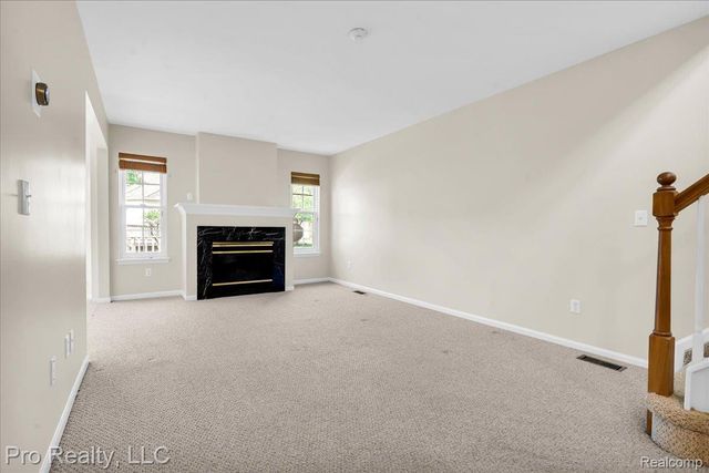 4000 Hunters Circle E 137, Canton Charter Township, MI 48188