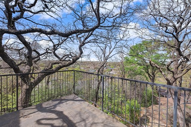 1434 Crownhill Drive, Arlington, TX 76012