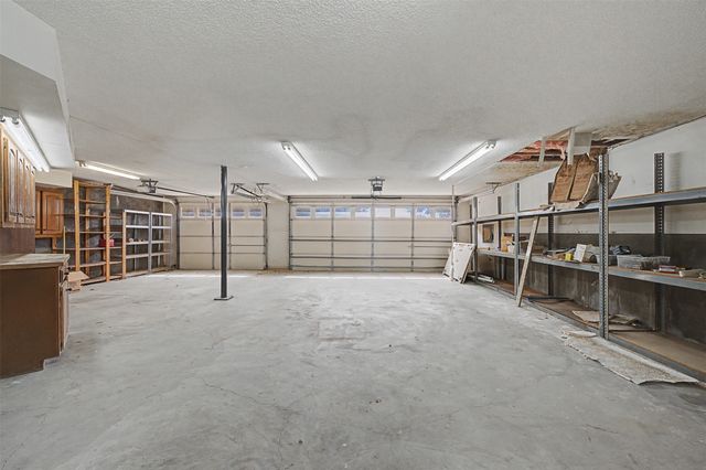 1434 Crownhill Drive, Arlington, TX 76012
