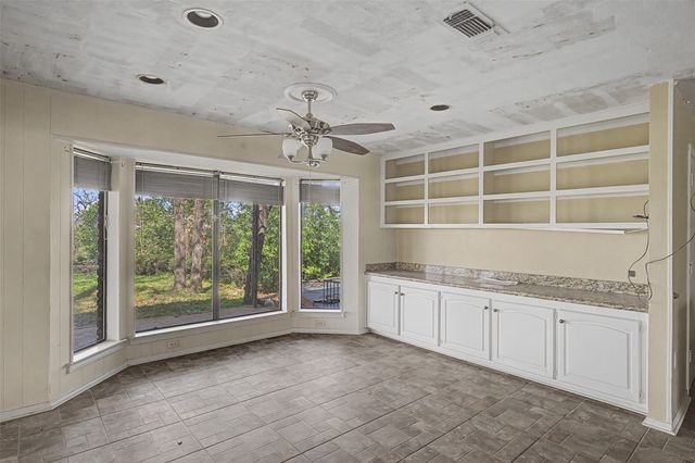 1434 Crownhill Drive, Arlington, TX 76012