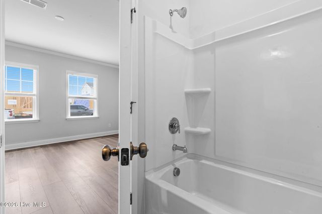 237 Pelican Flight Loop, Wilmington, NC 28412