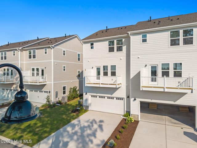 237 Pelican Flight Loop, Wilmington, NC 28412